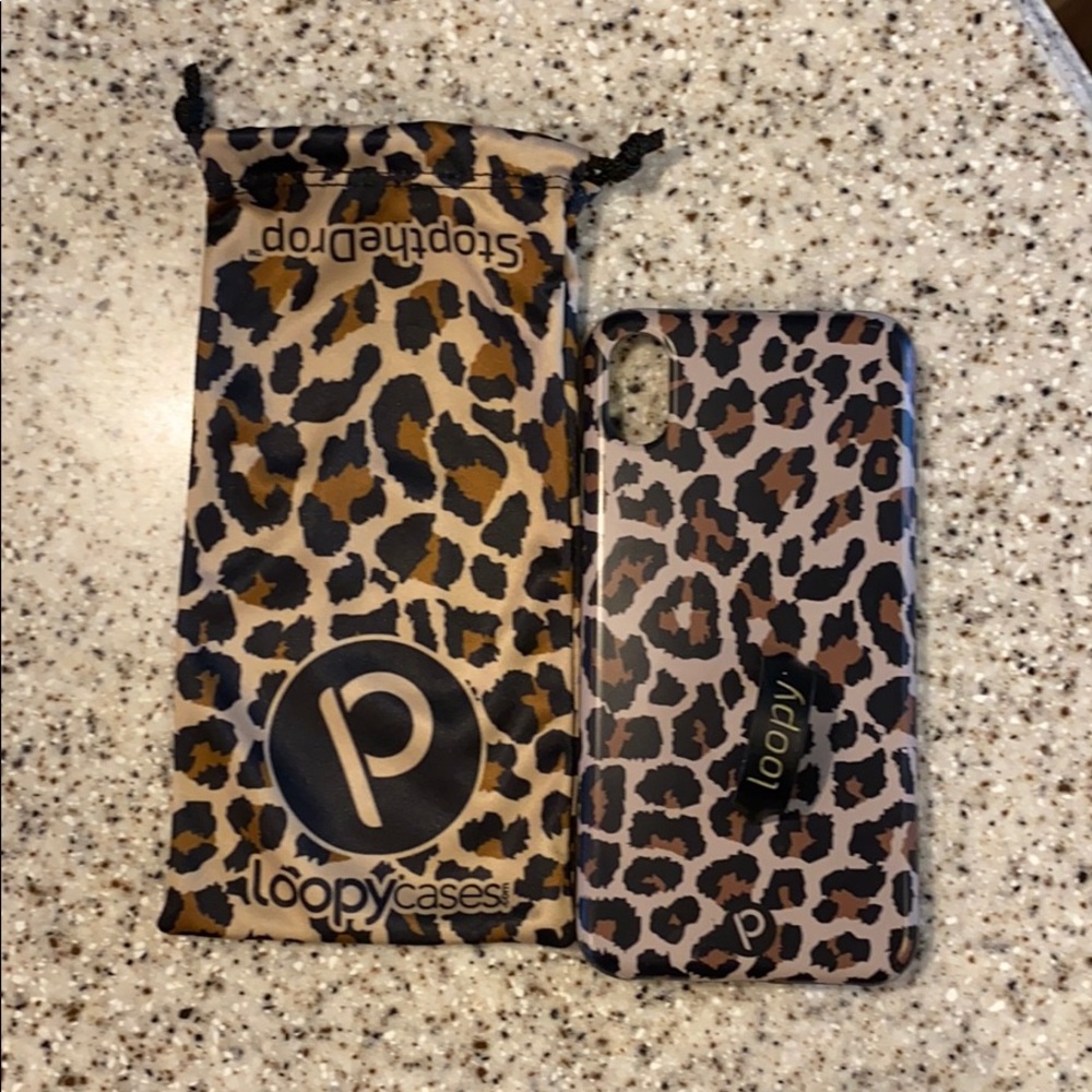 LOOPY CASE
